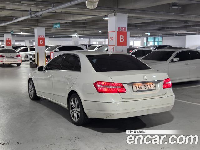 Mercedes-Benz E-Class E220 CDI Avantgarde — пробег 232 623 км — фото 3 из 5