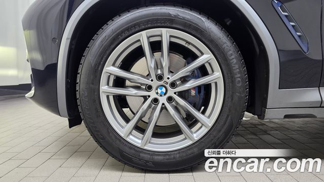 BMW X4 xDrive20i M Sports X Onlile Exclusive Edition — пробег 76 927 км — фото 5 из 5