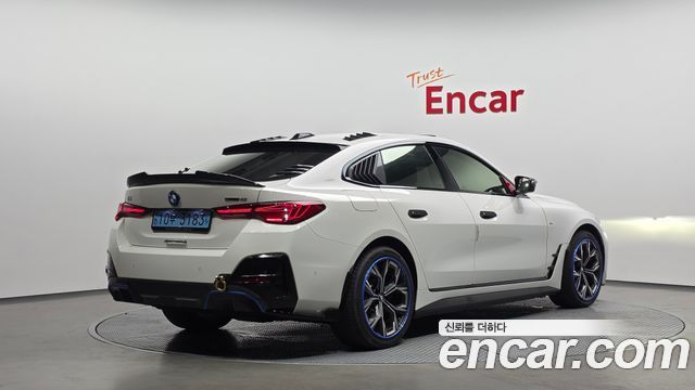 BMW i4 из Кореи Encar