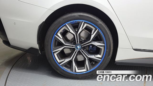 BMW i4 из Кореи Encar