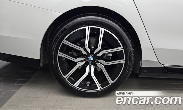 BMW 7-Series из Кореи Encar