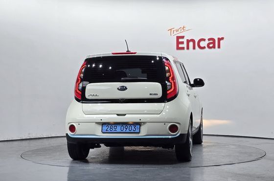 Kia Soul EV — пробег 46 632 км — фото 4 из 5
