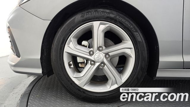Hyundai Sonata 2.0 Smart — пробег 183 908 км — фото 5 из 5