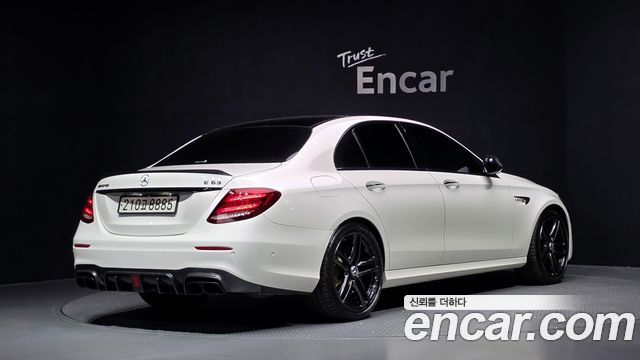 Mercedes-Benz E-Class E63 AMG 4MATIC+ — пробег 67 426 км — фото 2 из 5