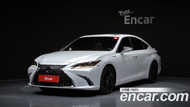 Lexus ES Executive — пробег 121 677 км — фото 1 из 5
