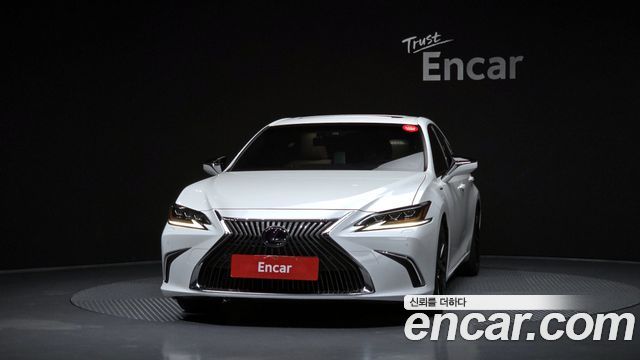 Lexus ES Executive — пробег 121 677 км — фото 3 из 5