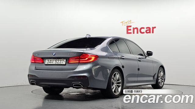 BMW 5-Series 520d xDrive M Sport Package Plus — пробег 112 581 км — фото 2 из 5