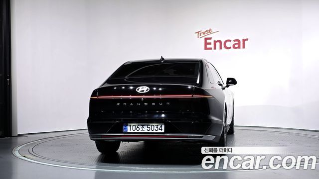 Hyundai Grandeur Premium — пробег 16 030 км — фото 4 из 5