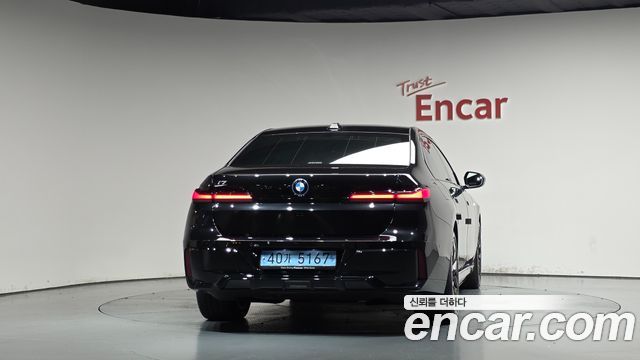 BMW i7 из Кореи Encar
