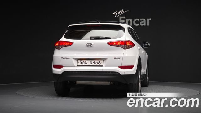 Hyundai Tucson Diesel 1.7 2WD Modern — пробег 274 811 км — фото 4 из 5