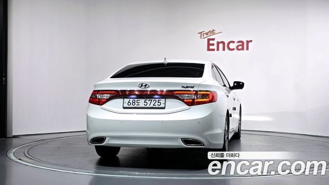 Hyundai Grandeur Premium — пробег 138 026 км — фото 4 из 5