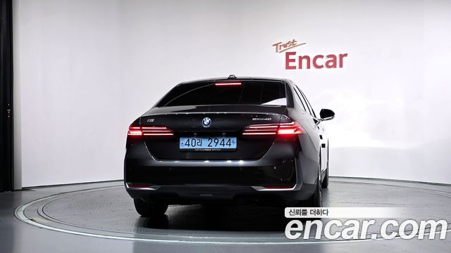 BMW i5 из Кореи Encar