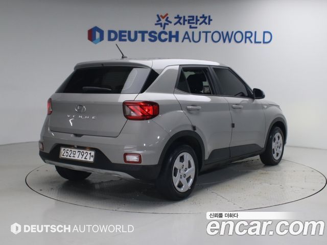 Hyundai Venue из Кореи Encar