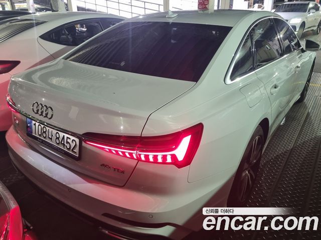 Audi A6 40 TDI — пробег 110 000 км — фото 2 из 5