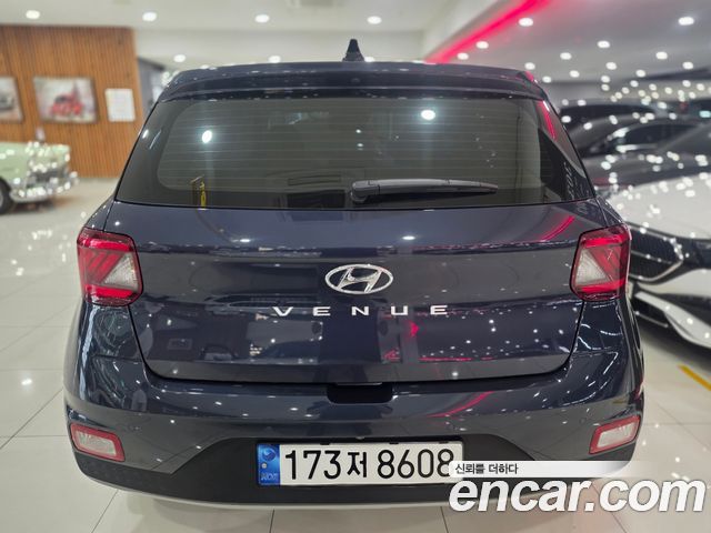 Hyundai Venue из Кореи Encar