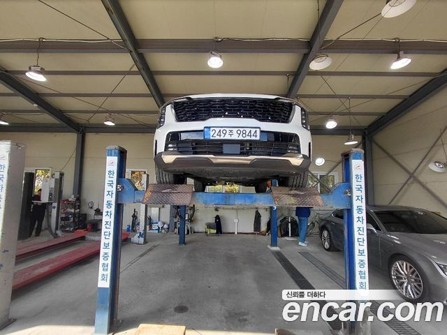 Kia Sorento Gasoline 2.5T 2WD Signature — пробег 5 774 км — фото 1 из 2