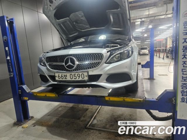 Mercedes-Benz C-Class из Кореи Encar