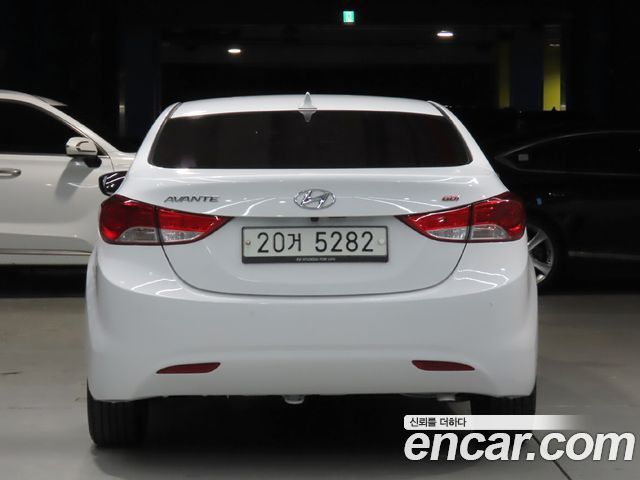 Hyundai AVANTE из Кореи Encar