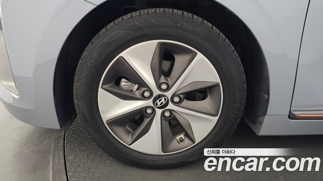 Hyundai Ioniq из Кореи Encar