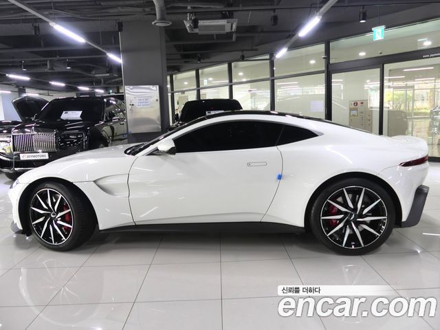 Astonmartin Vantage из Кореи Encar