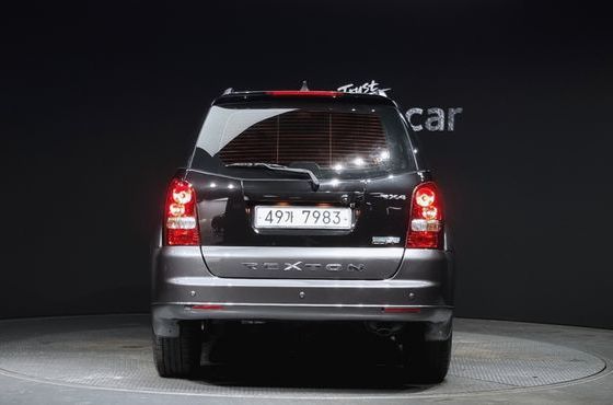 SsangYong Rexton 4WD RX4 High Deluxe — пробег 35 539 км — фото 4 из 5