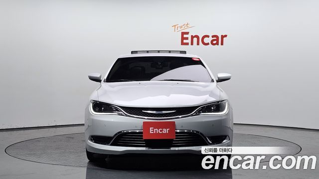 Chrysler 200 из Кореи Encar