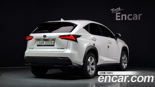 Lexus NX из Кореи Encar