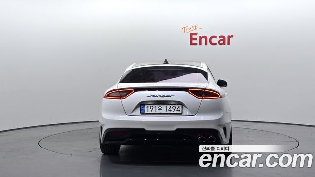 Kia Stinger из Кореи Encar