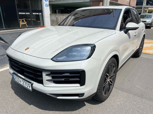Porsche Cayenne 3.0 — пробег 18 600 км — фото 1 из 5