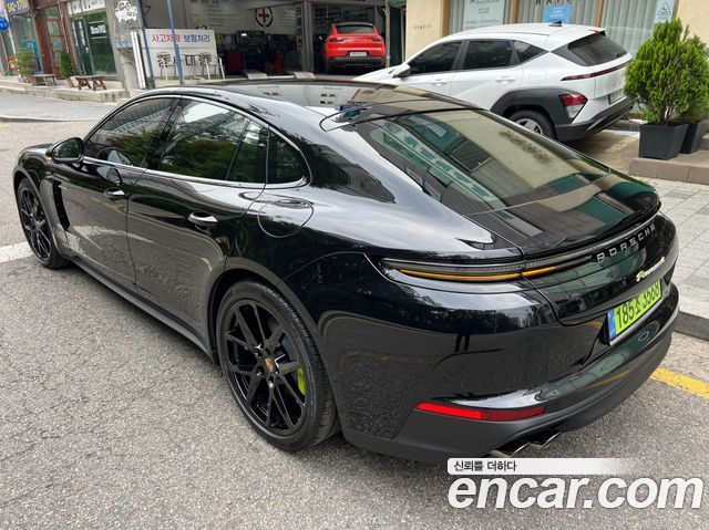 Porsche Panamera 2.9 AWD E-Hybrid — пробег 9 000 км — фото 4 из 5