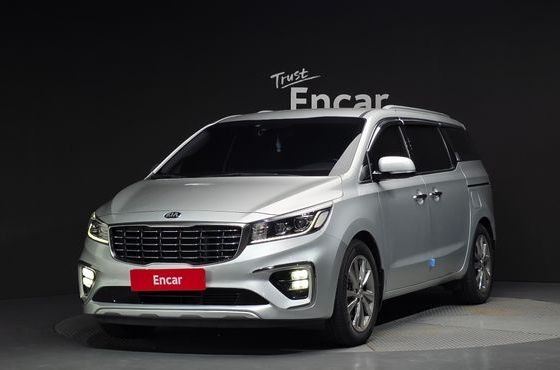 Kia Carnival 9-Seater Noblesse — пробег 81 029 км — фото 1 из 5