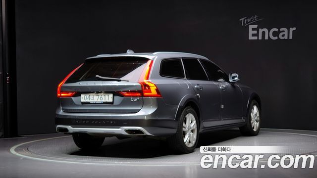 Volvo V90 из Кореи Encar