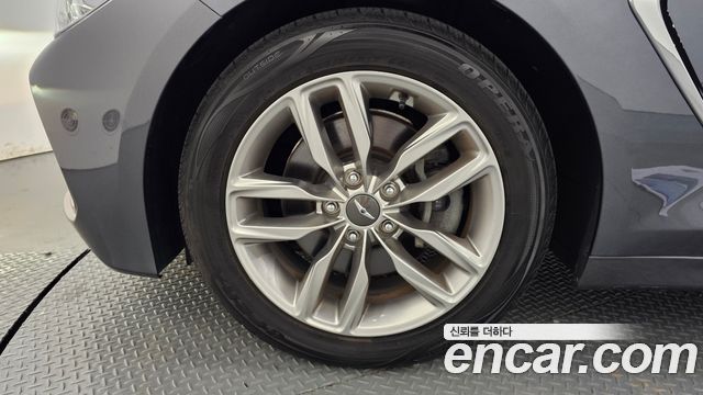 Genesis G70 из Кореи Encar