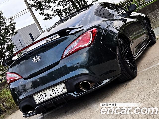 Hyundai Genesis из Кореи Encar