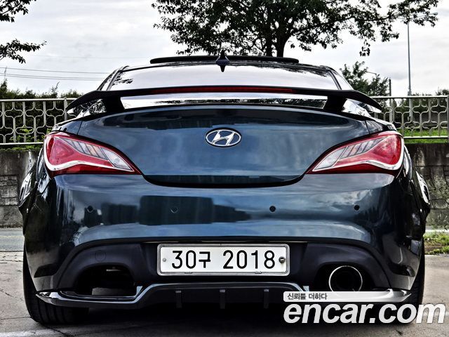Hyundai Genesis из Кореи Encar