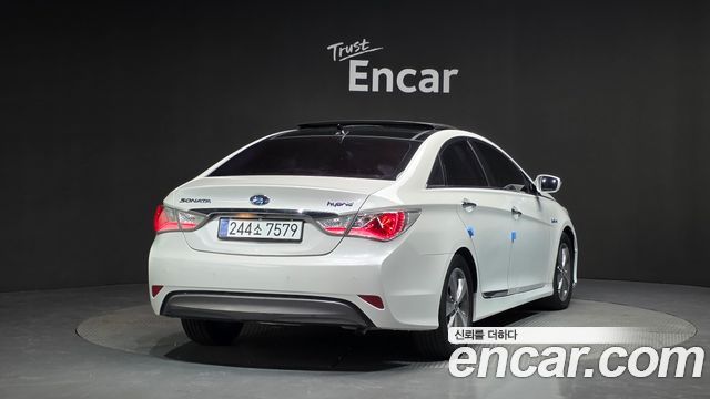 Hyundai Sonata 2.0 Royal — пробег 93 560 км — фото 2 из 5