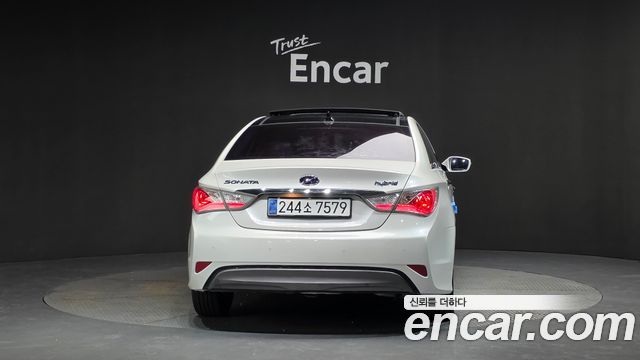 Hyundai Sonata 2.0 Royal — пробег 93 560 км — фото 4 из 5