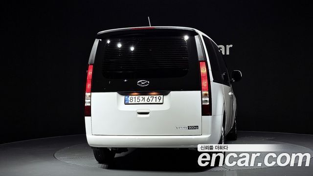 Hyundai Staria Cargo 3-Seater Modern — пробег 96 921 км — фото 4 из 5