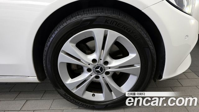 Mercedes-Benz C-Class из Кореи Encar