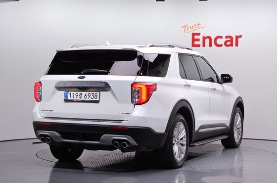 Ford Explorer 3.0 PHEV — пробег 100 398 км — фото 2 из 5