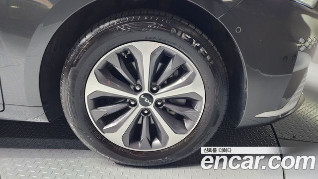 Kia K8 Noblesse — пробег 18 760 км — фото 5 из 5