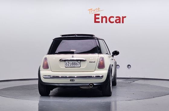 Mini Cooper Standard First Generation — пробег 146 730 км — фото 4 из 5