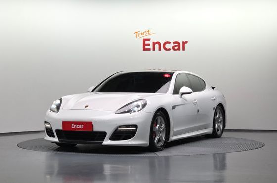 Porsche Panamera 3.0 Diesel 970 — пробег 124 291 км — фото 1 из 5