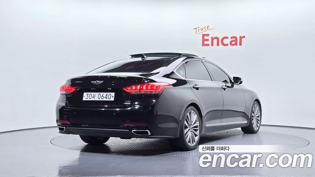Hyundai Genesis из Кореи Encar