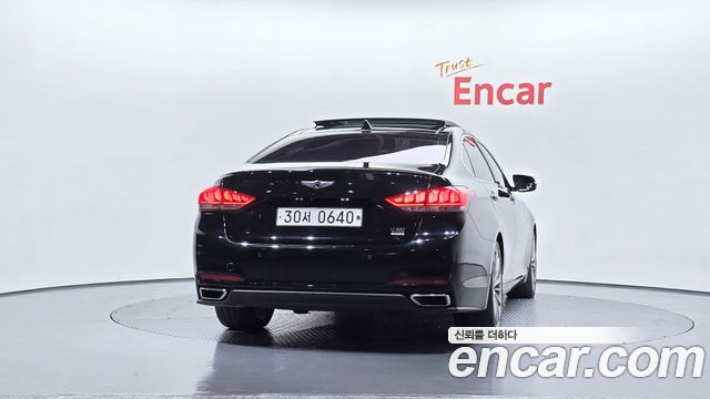 Hyundai Genesis из Кореи Encar