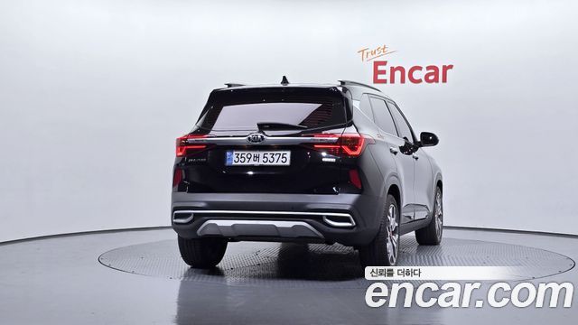 Kia Seltos из Кореи Encar