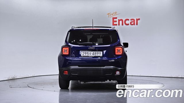 Jeep Renegade 2.4 Longitude — пробег 94 775 км — фото 4 из 5