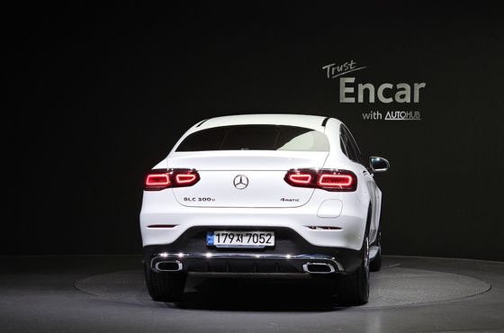 Mercedes-Benz GLC-Class GLC300e 4MATIC Coupe — пробег 59 544 км — фото 4 из 5