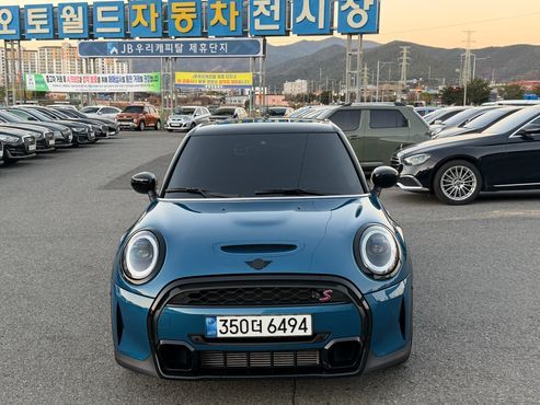 Mini Cooper 5Door Classic Third Generation — пробег 55 000 км — фото 1 из 5