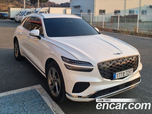 Genesis GV70 2.5T Gasoline AWD — пробег 29 000 км — фото 2 из 5